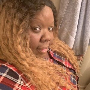 Meet your Posher, Tiffany